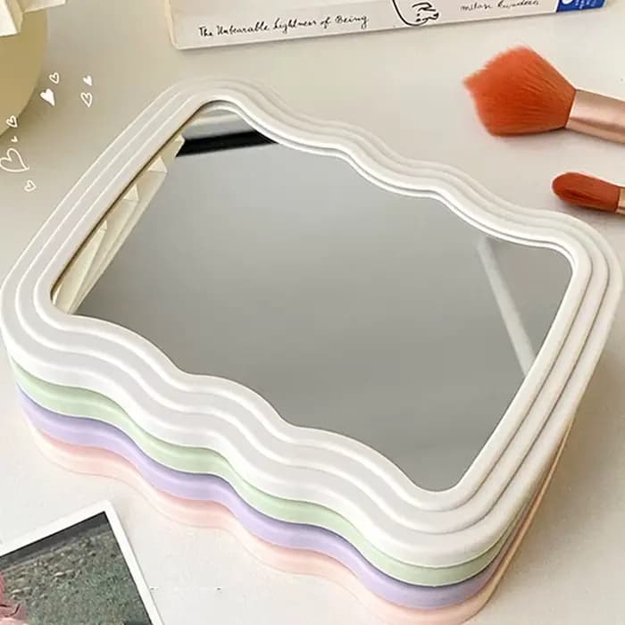 Miroir de maquillage de bureau ondulé pour étudiant