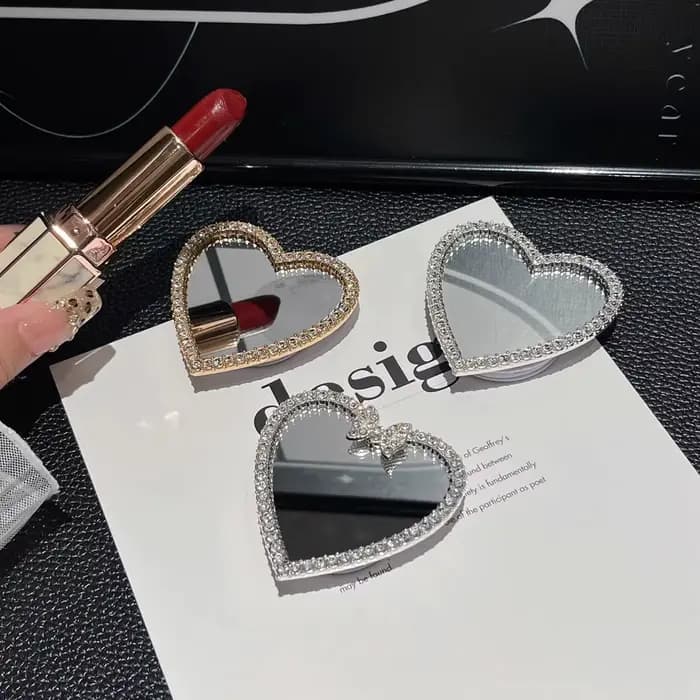 Mini miroir de maquillage de poche en forme de cœur en diamant