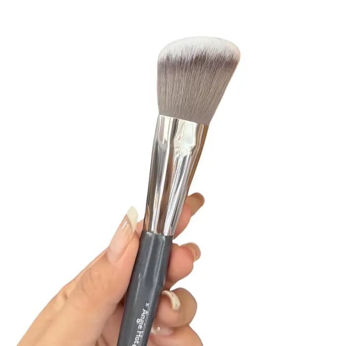 Pinceau à blush angulaire A507 BKAngie