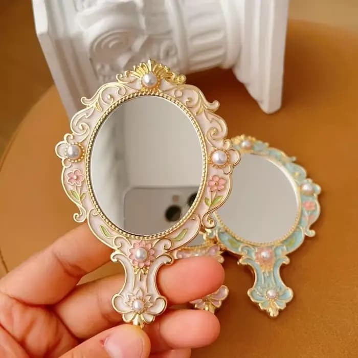 Miroir de cour portable rétro européen