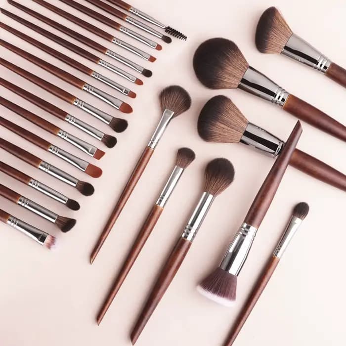 24 pinceaux de maquillage avec poignées en bois ensemble