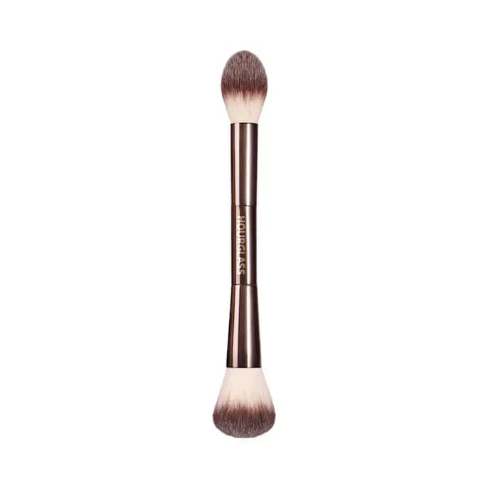 Pinceaux de maquillage pour édition d'éclairage